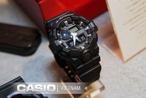 Đồng hồ Casio G-Shock GA-700-1BDR dây nhựa